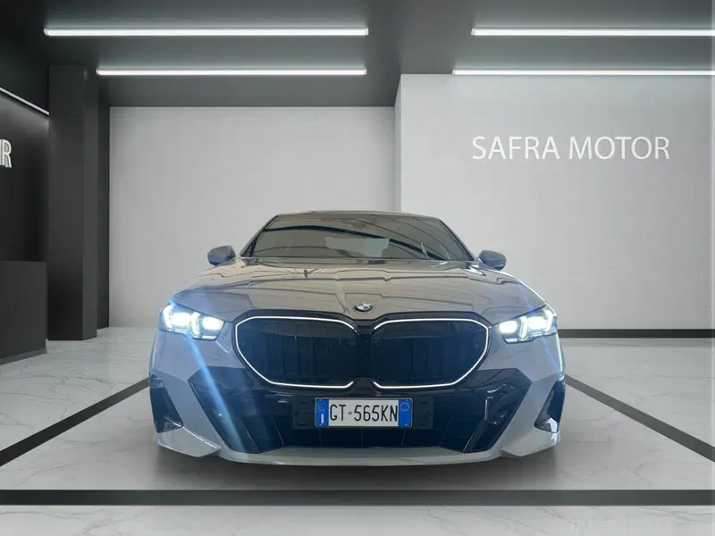 BMW Serie 5 usata a Cosenza (2)