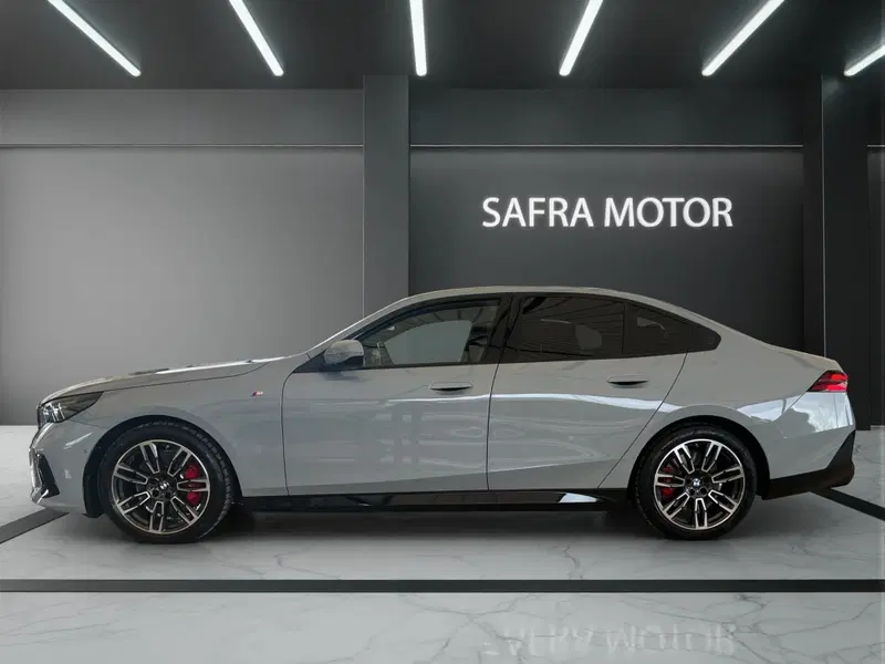 BMW Serie 5 usata a Cosenza (3)