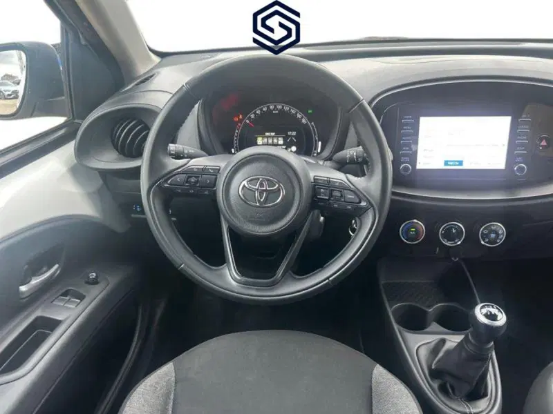 Toyota Aygo X usata a Cagliari (11)
