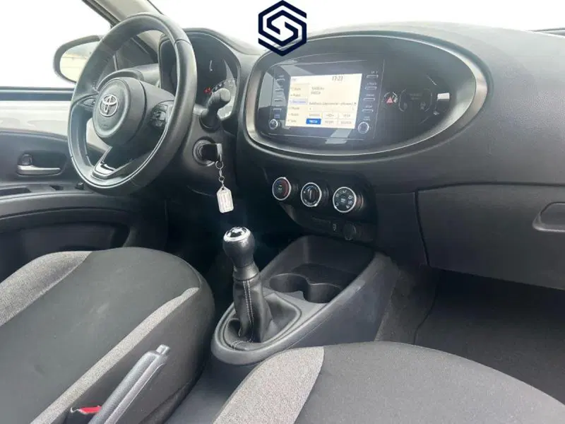 Toyota Aygo X usata a Cagliari (15)