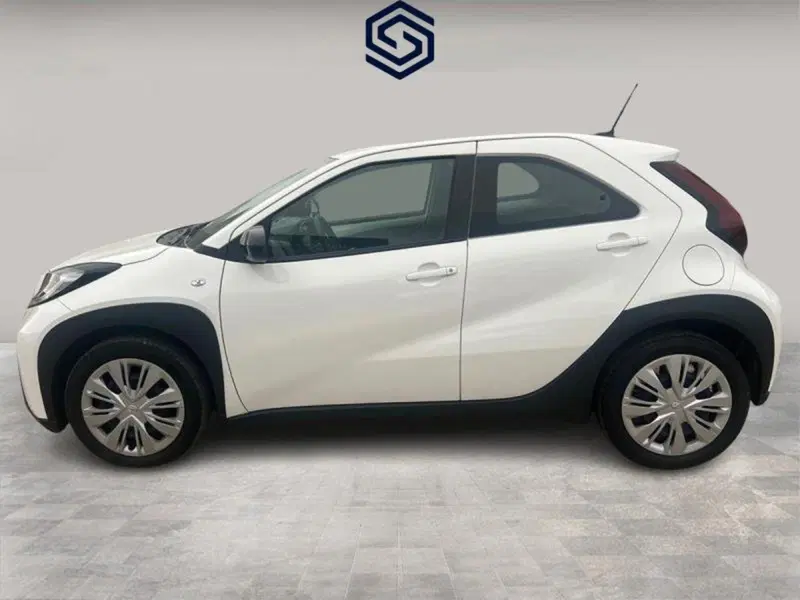 Toyota Aygo X usata a Cagliari (6)