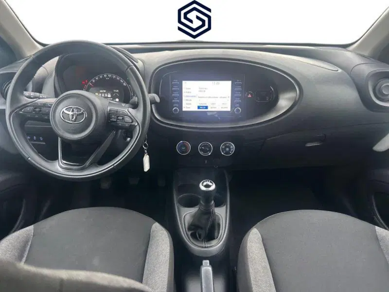 Toyota Aygo X usata a Cagliari (9)