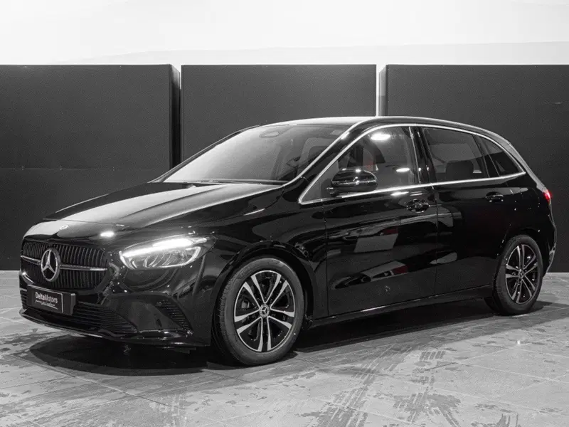 Mercedes-Benz Classe B nuova a Macerata