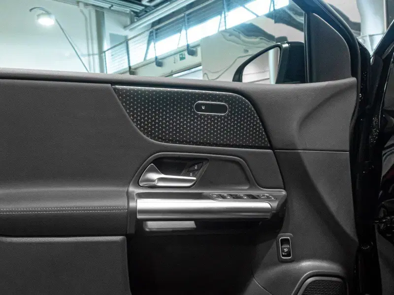 Mercedes-Benz Classe B nuova a Macerata (11)