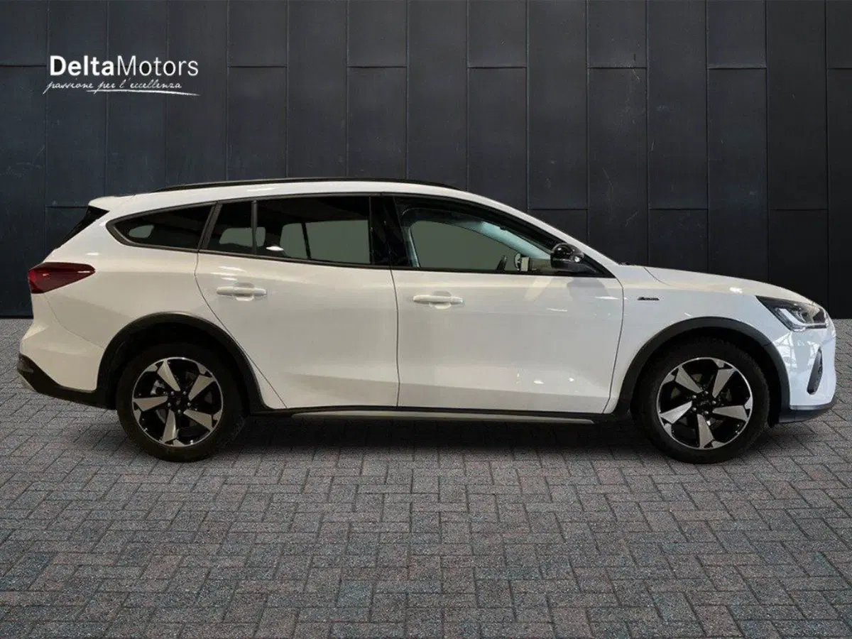 Ford Focus Station Wagon usata a Macerata (5)