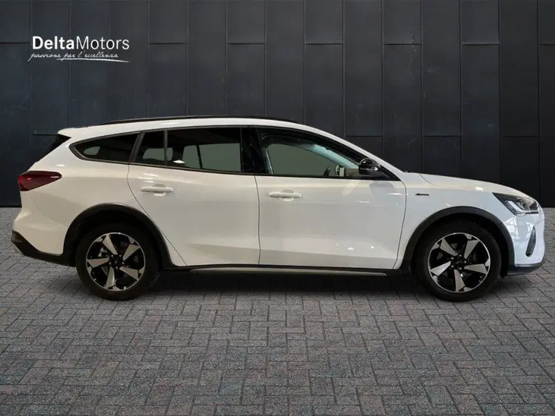 Ford Focus Station Wagon usata a Macerata (5)