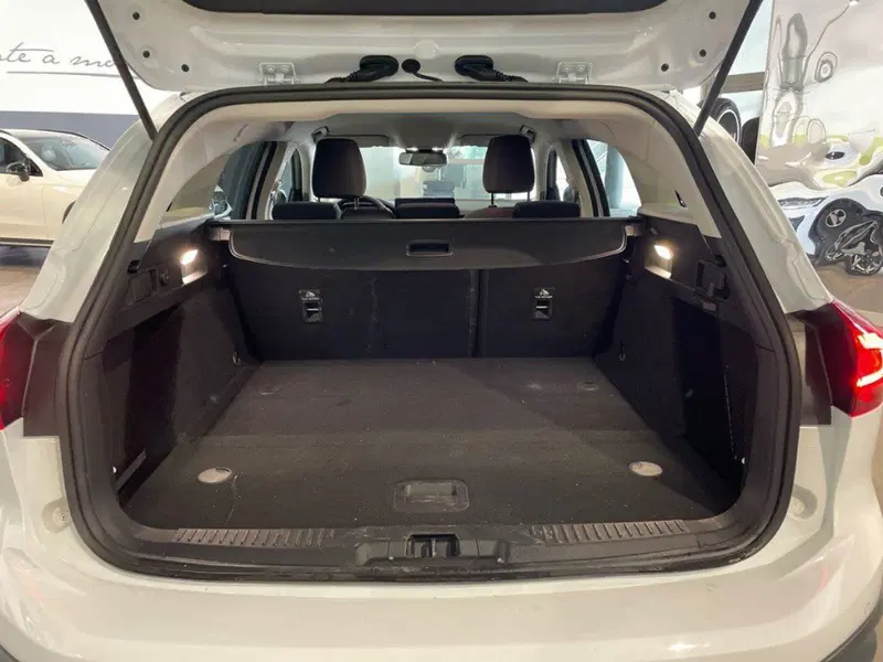 Ford Focus Station Wagon usata a Macerata (7)