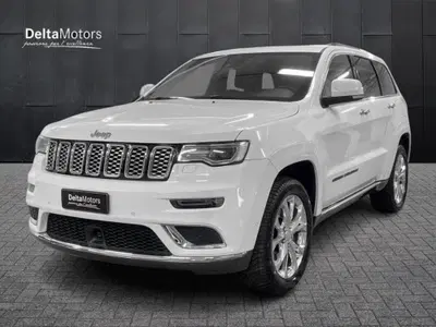 Jeep Grand Cherokee 3.0 V6 CRD 250 CV Multijet II Summit del 2020 usata a Montecosaro
