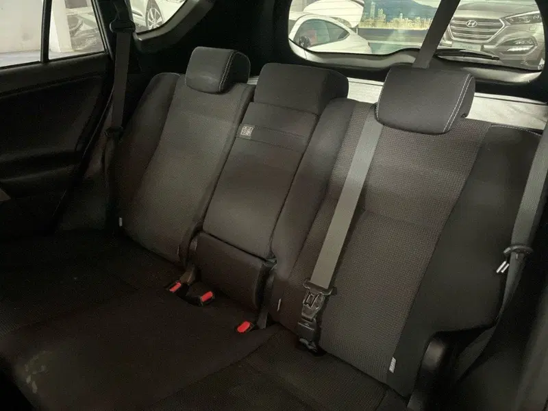 Toyota Rav4 usata a Macerata (13)