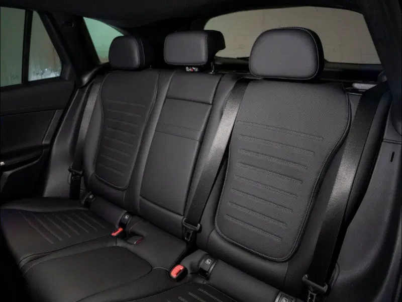 Mercedes-Benz GLC SUV nuova a Macerata (12)