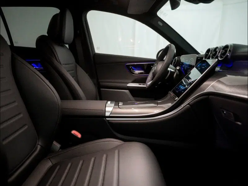 Mercedes-Benz GLC SUV nuova a Macerata (19)