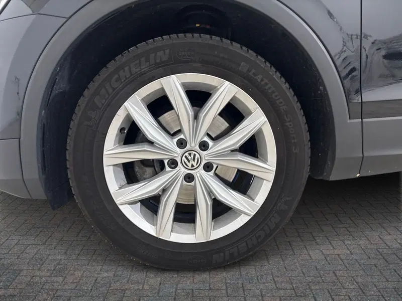 Volkswagen Tiguan usata a Torino (7)