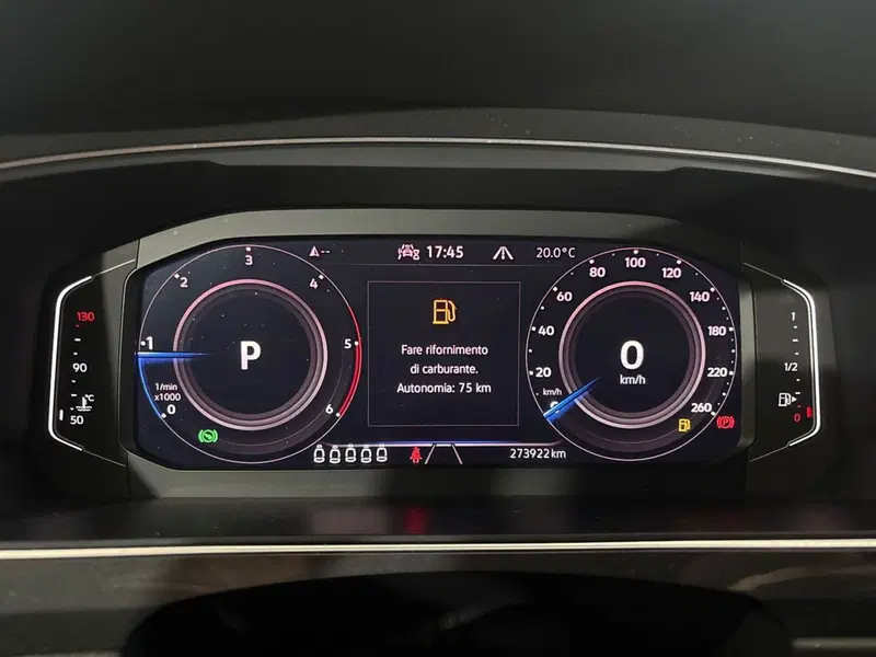 Volkswagen Tiguan usata a Torino (8)