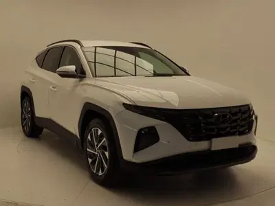 Hyundai Tucson 1.6 crdi Xline 2wd del 2023 usata a Pratola Serra