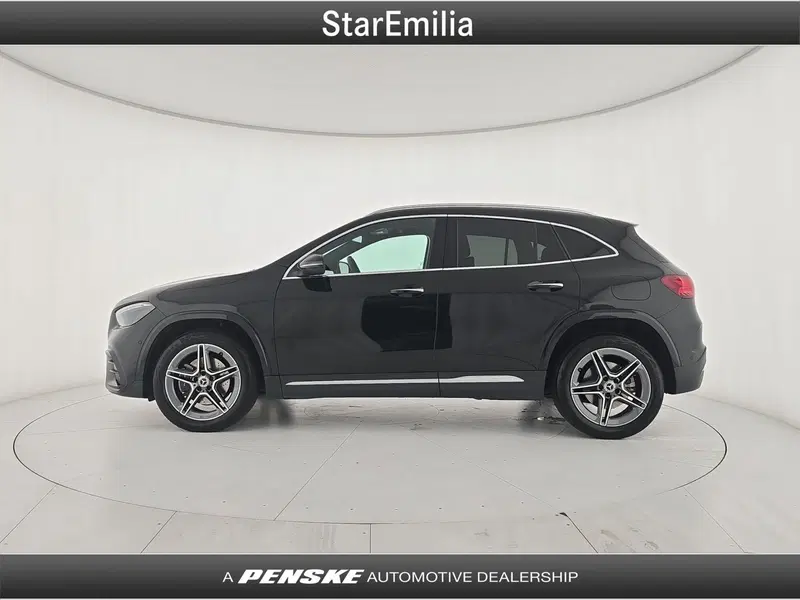 Mercedes-Benz GLA SUV usata a Bologna (2)