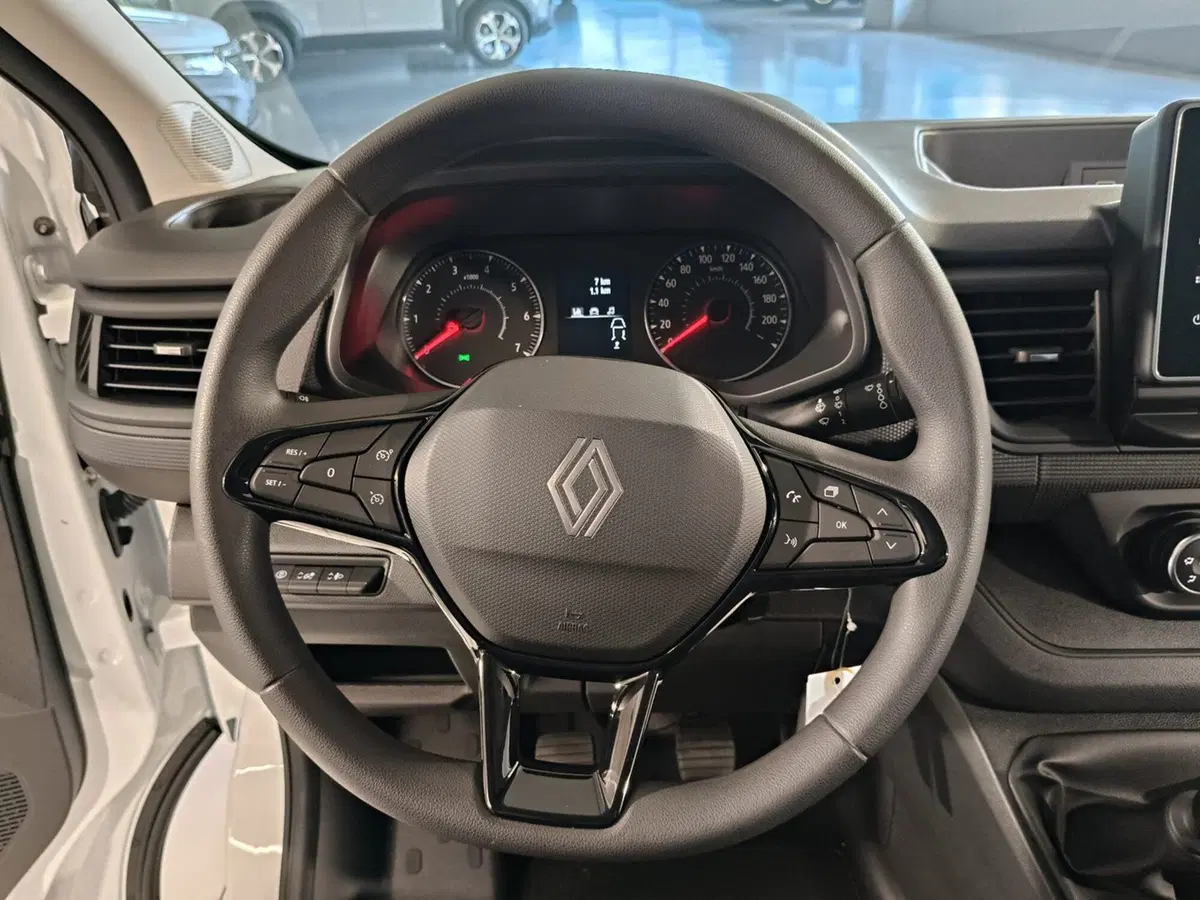 Renault Trafic nuova a Brescia (13)