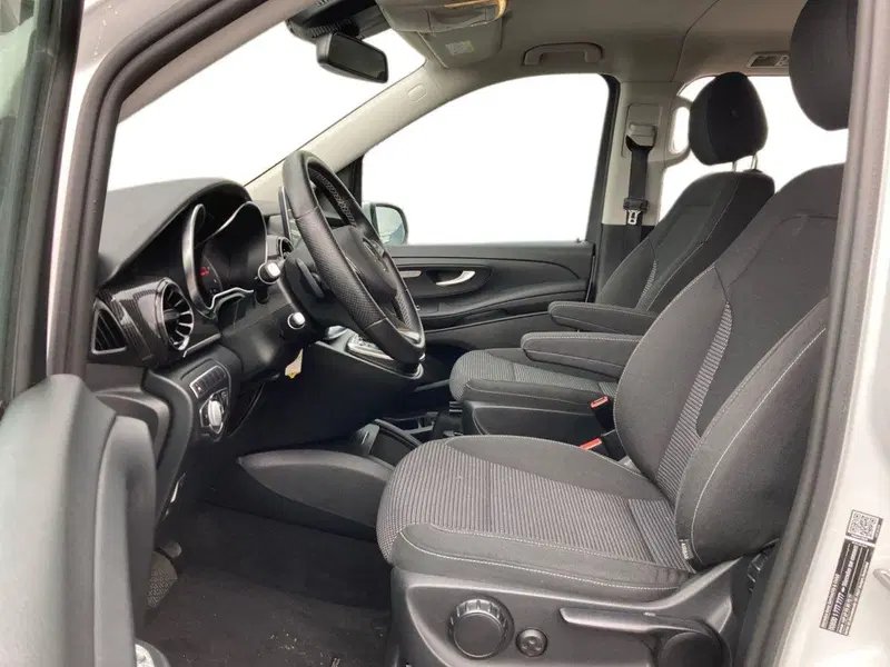 Mercedes-Benz Classe V usata a Milano (10)