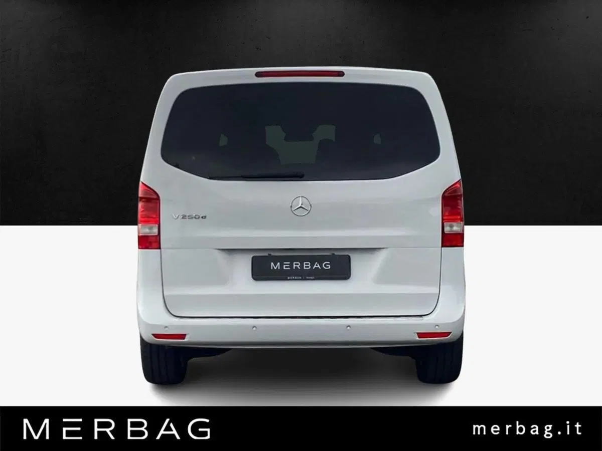 Mercedes-Benz Classe V usata a Milano (4)