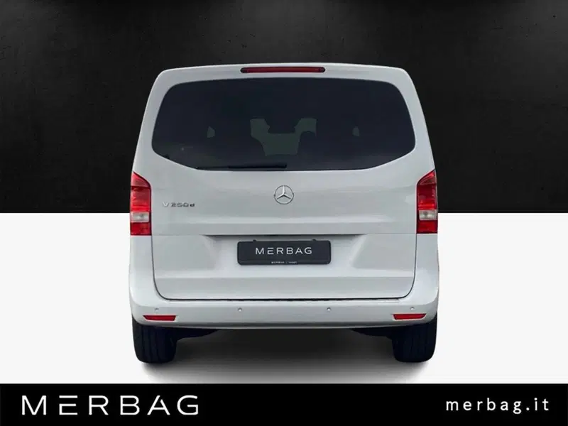 Mercedes-Benz Classe V usata a Milano (4)