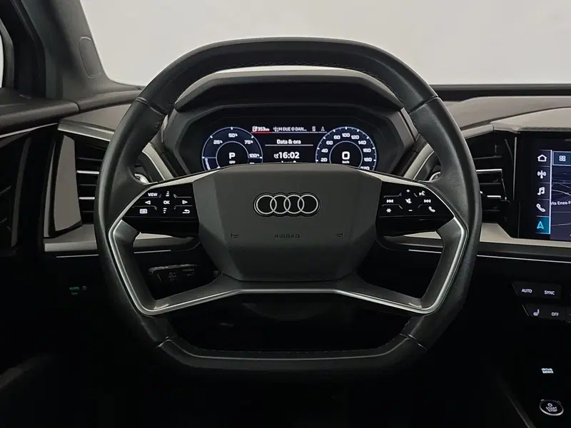 Audi Q4 Sportback usata a Cuneo (11)