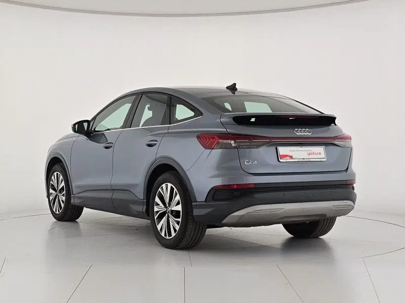 Audi Q4 Sportback usata a Cuneo (4)