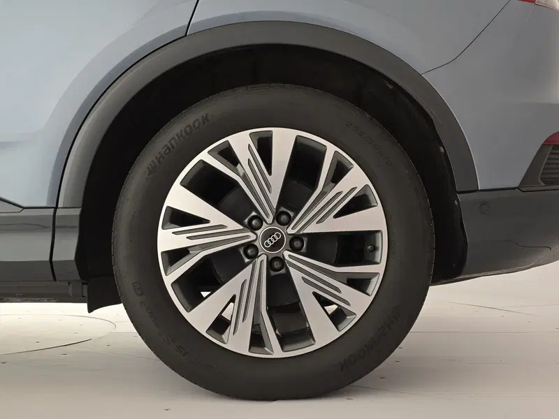 Audi Q4 Sportback usata a Cuneo (7)