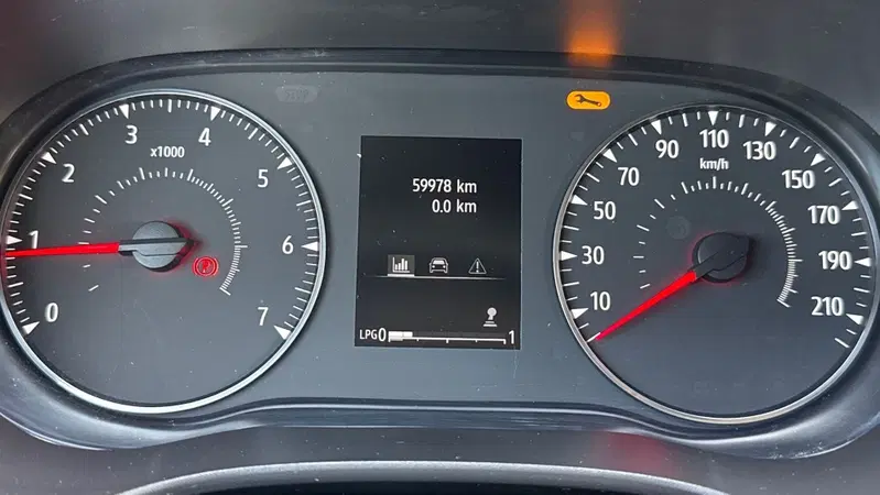 Dacia Sandero usata a Treviso (13)