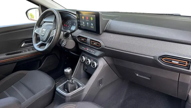 Dacia Sandero usata a Treviso (6)