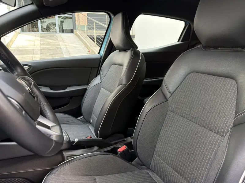 Renault Clio usata a Milano (15)