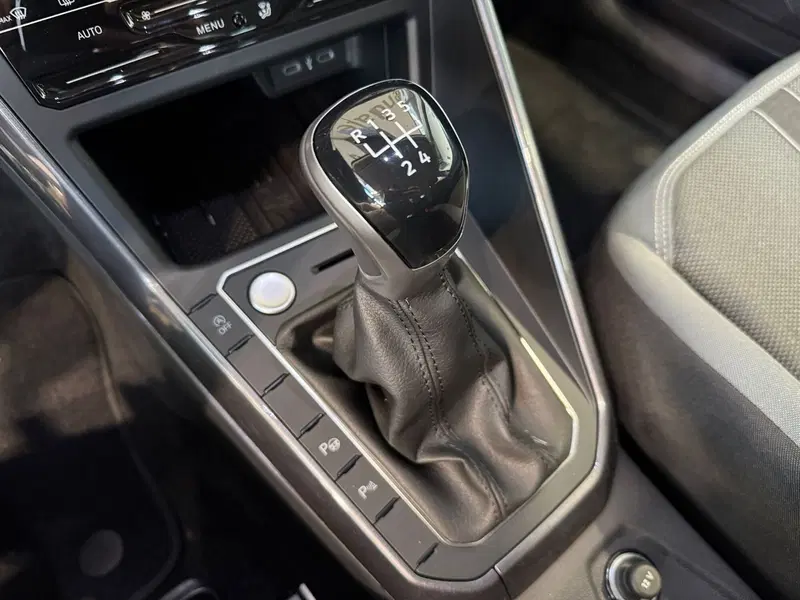 Volkswagen Polo nuova a Varese (13)
