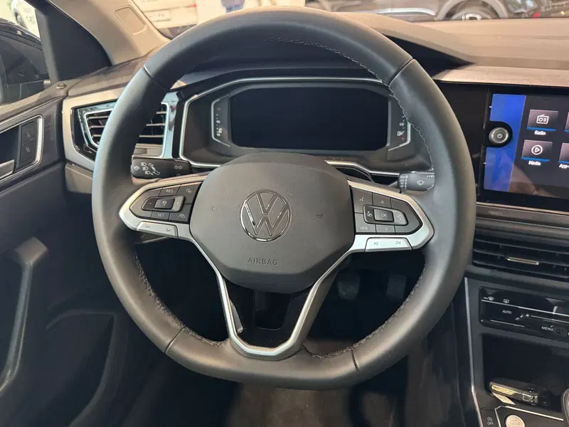 Volkswagen Polo nuova a Varese (9)