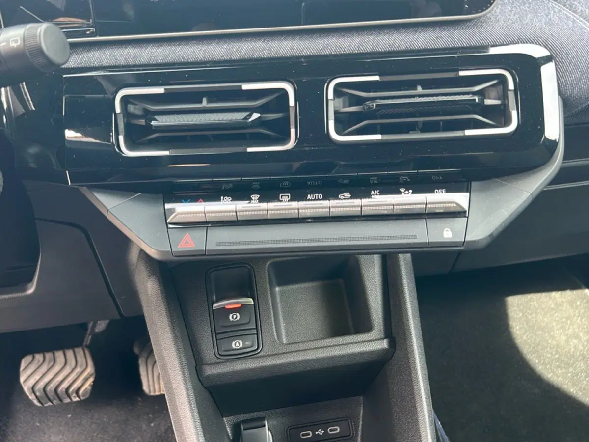 Renault Kangoo usata a Roma (16)