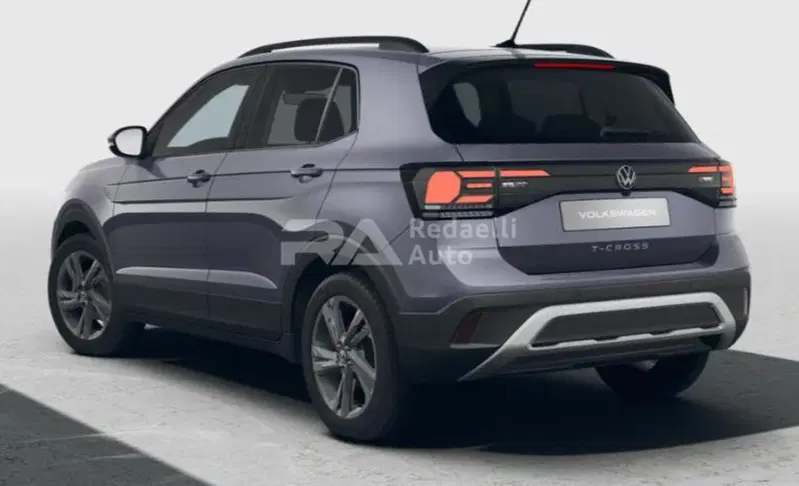 Volkswagen T-Cross nuova a Lecco (3)