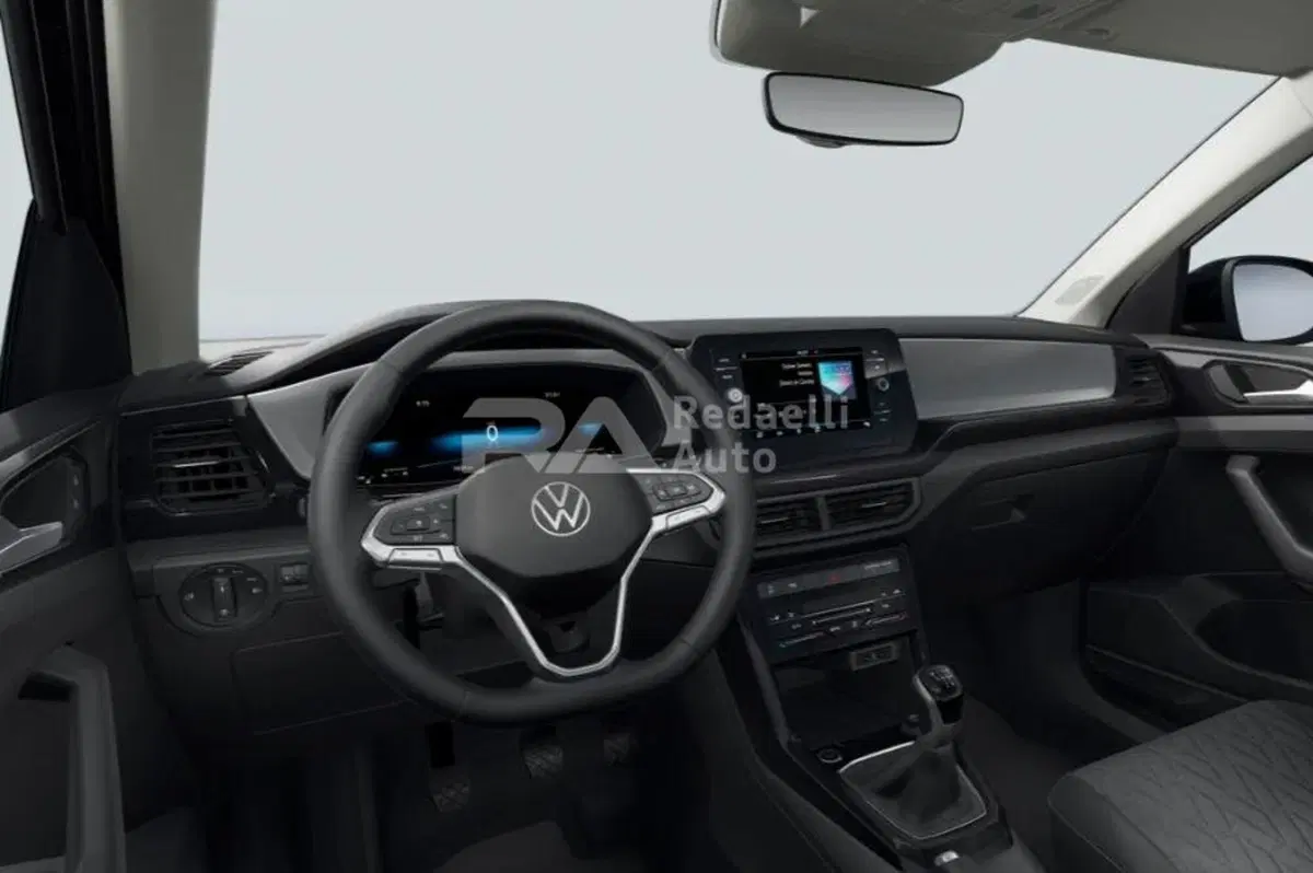 Volkswagen T-Cross nuova a Lecco (6)