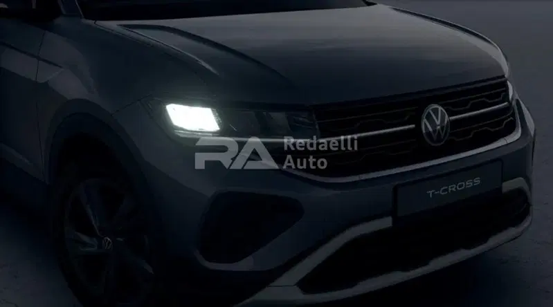 Volkswagen T-Cross nuova a Lecco (4)
