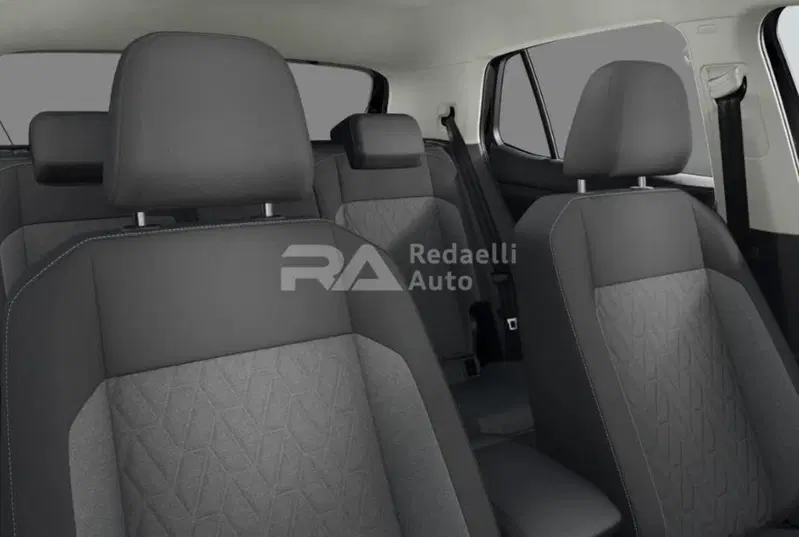 Volkswagen T-Cross nuova a Lecco (6)
