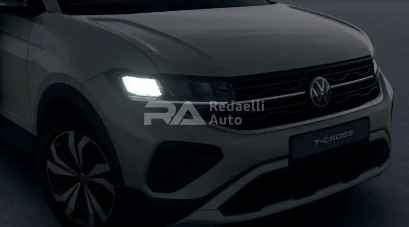 Volkswagen T-Cross nuova a Lecco (4)