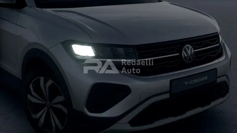 Volkswagen T-Cross nuova a Lecco (4)