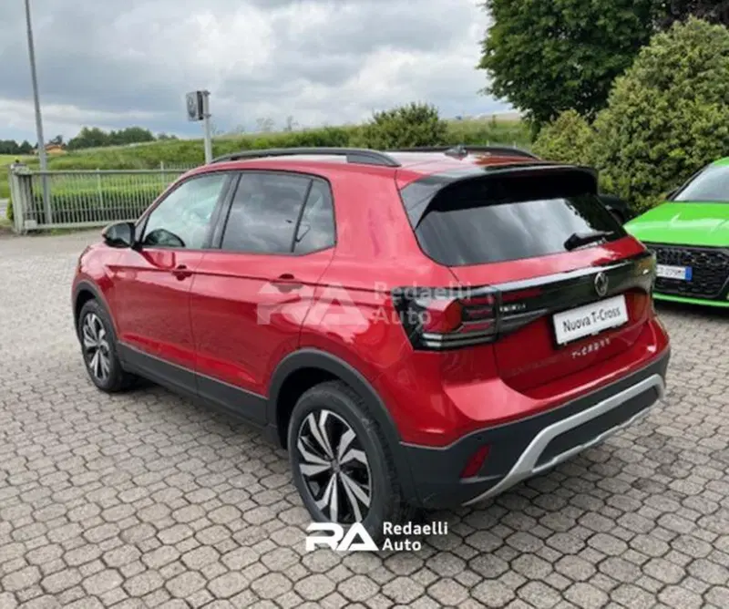 Volkswagen T-Cross nuova a Lecco (5)