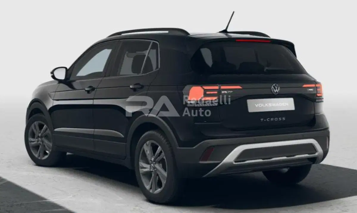 Volkswagen T-Cross nuova a Lecco (3)