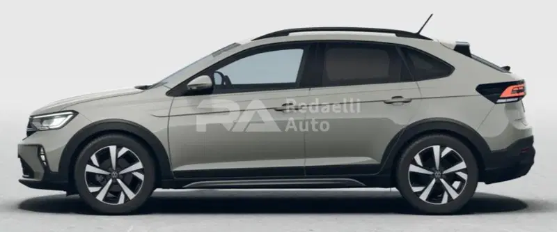 Volkswagen Taigo nuova a Lecco (2)
