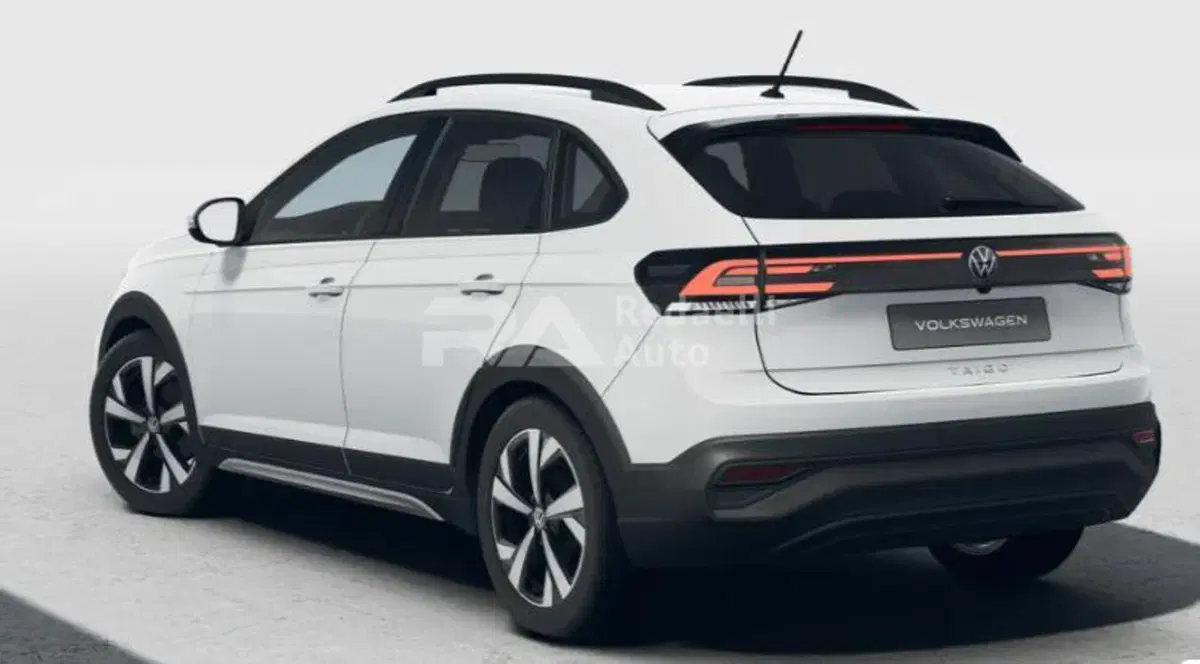 Volkswagen Taigo nuova a Lecco (3)