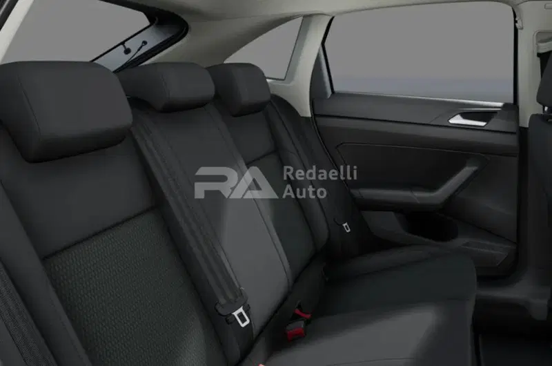 Volkswagen Taigo nuova a Lecco (7)