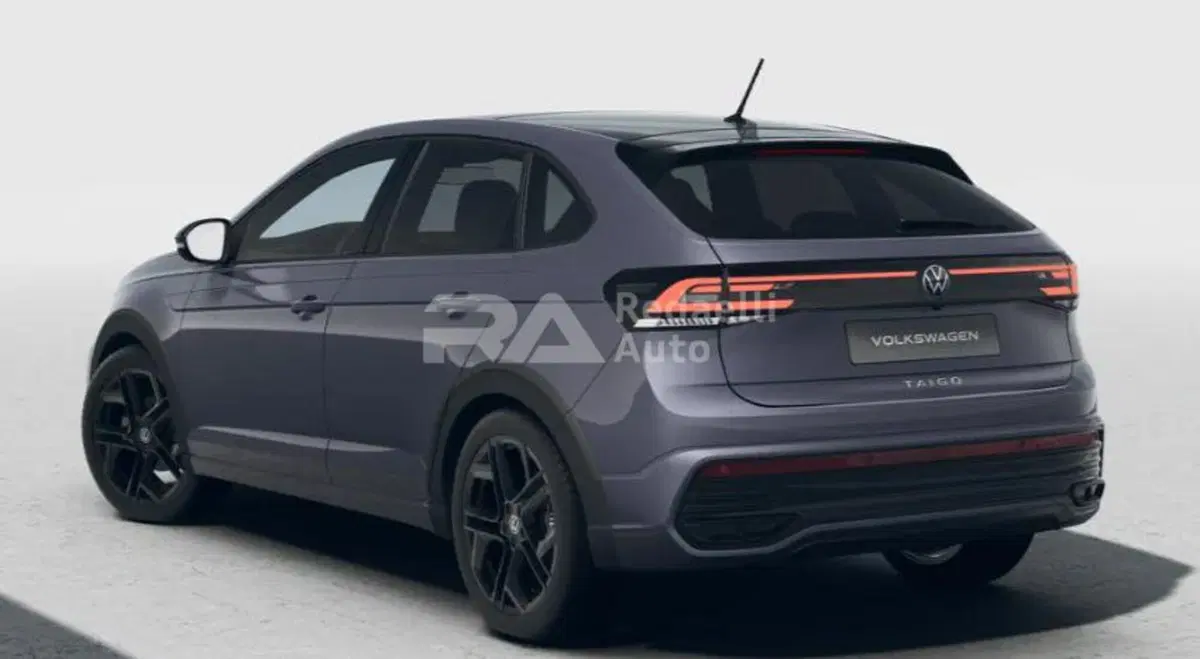Volkswagen Taigo nuova a Lecco (3)