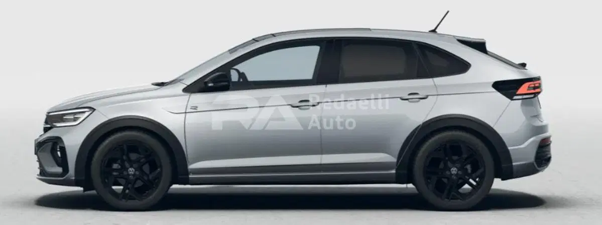 Volkswagen Taigo nuova a Lecco (2)