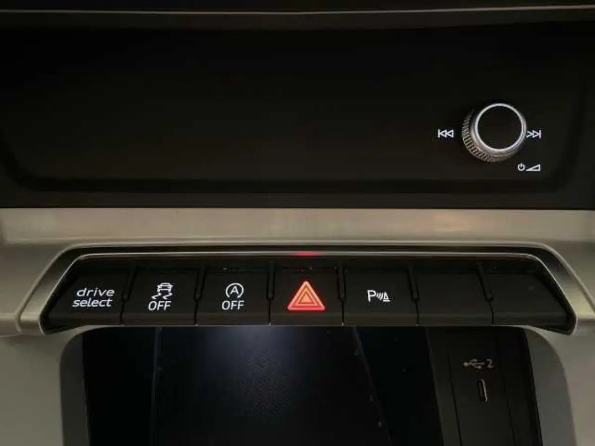 Audi Q3 Sportback usata a Pistoia (16)
