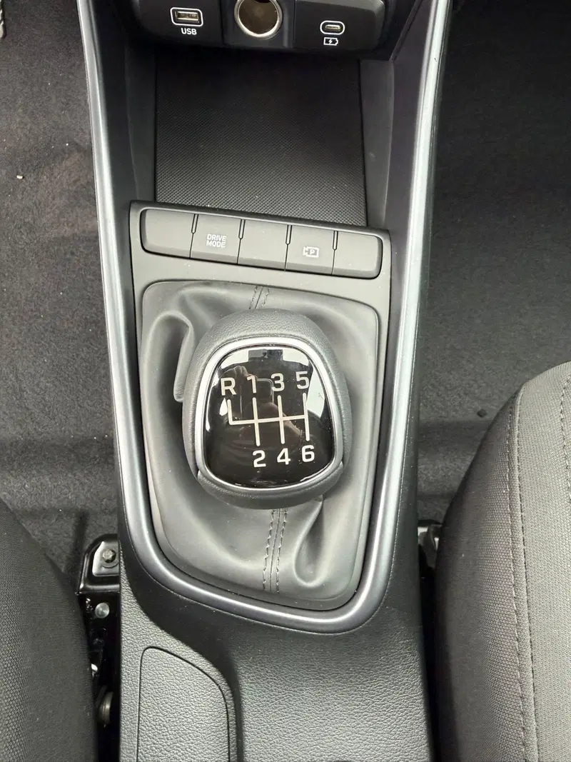 Hyundai i20 nuova a Frosinone (15)