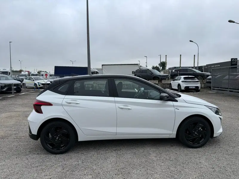 Hyundai i20 nuova a Frosinone (6)