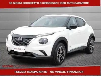 Nissan Juke 1.6 hev N-Connecta del 2024 usata a San Giovanni Teatino