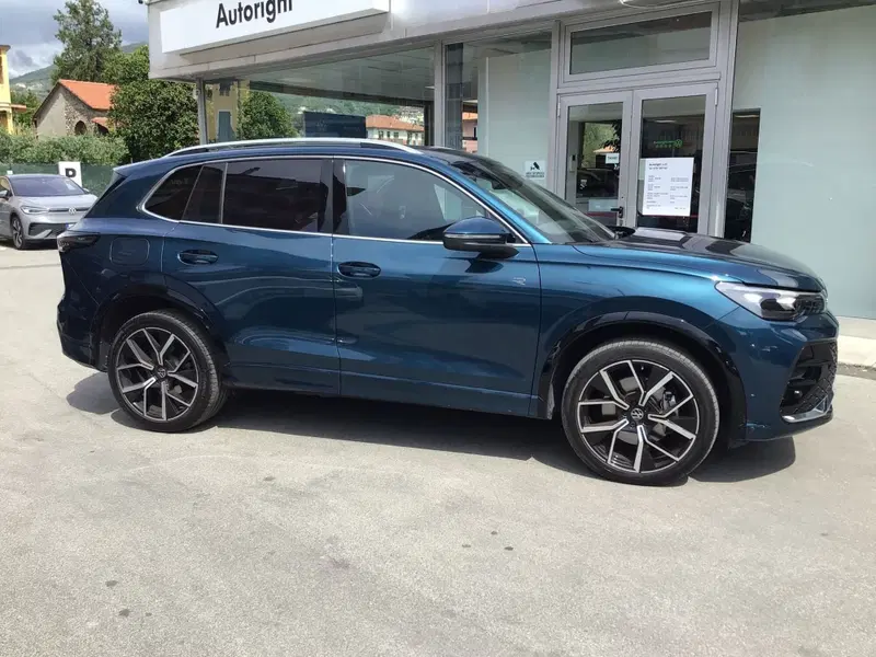 Volkswagen Tiguan usata a Genova (4)